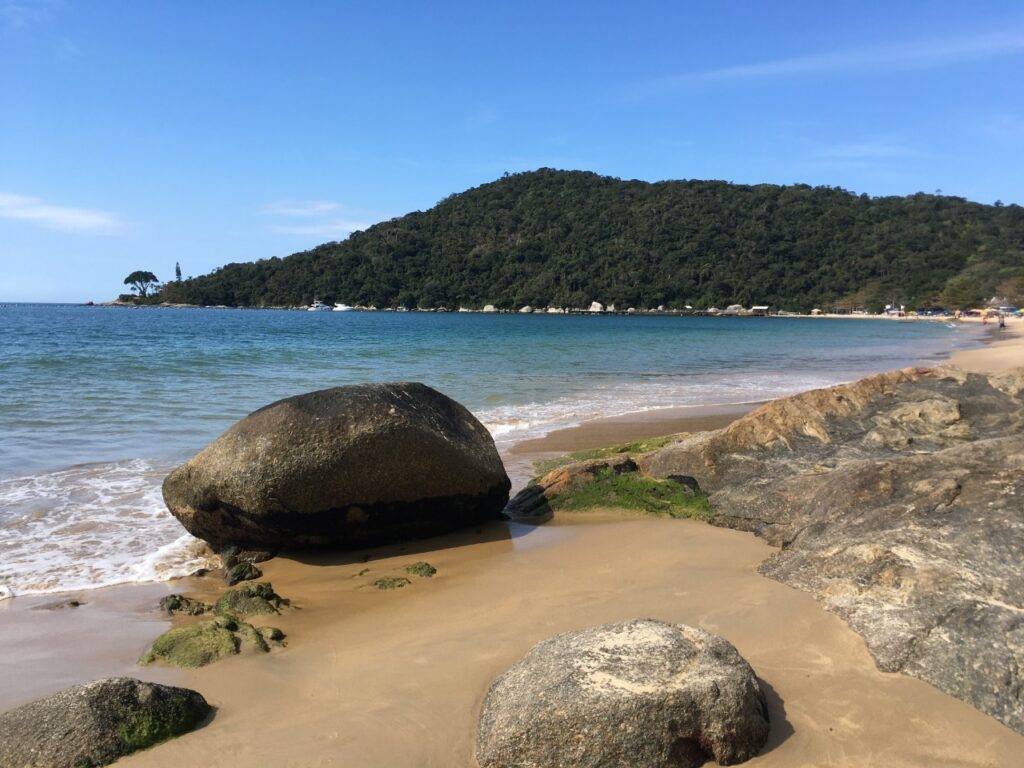 Pontos de interesse de Balneário Camboriú: Praia de Laranjeiras