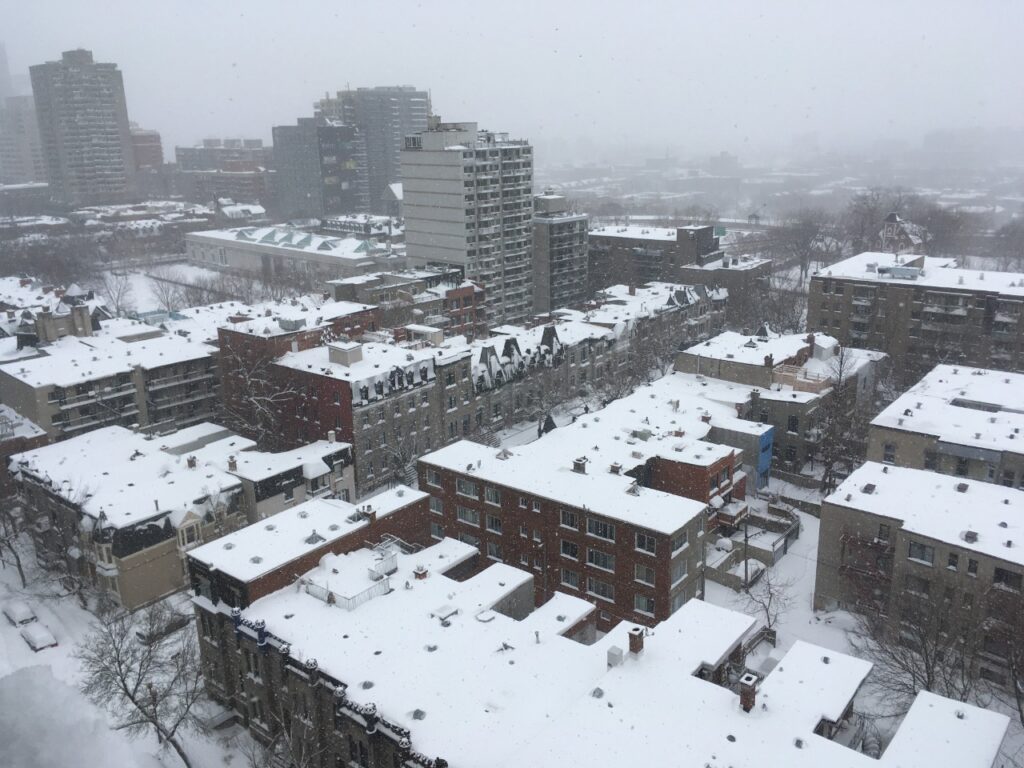 Vista de Montréal, QC, no inverno