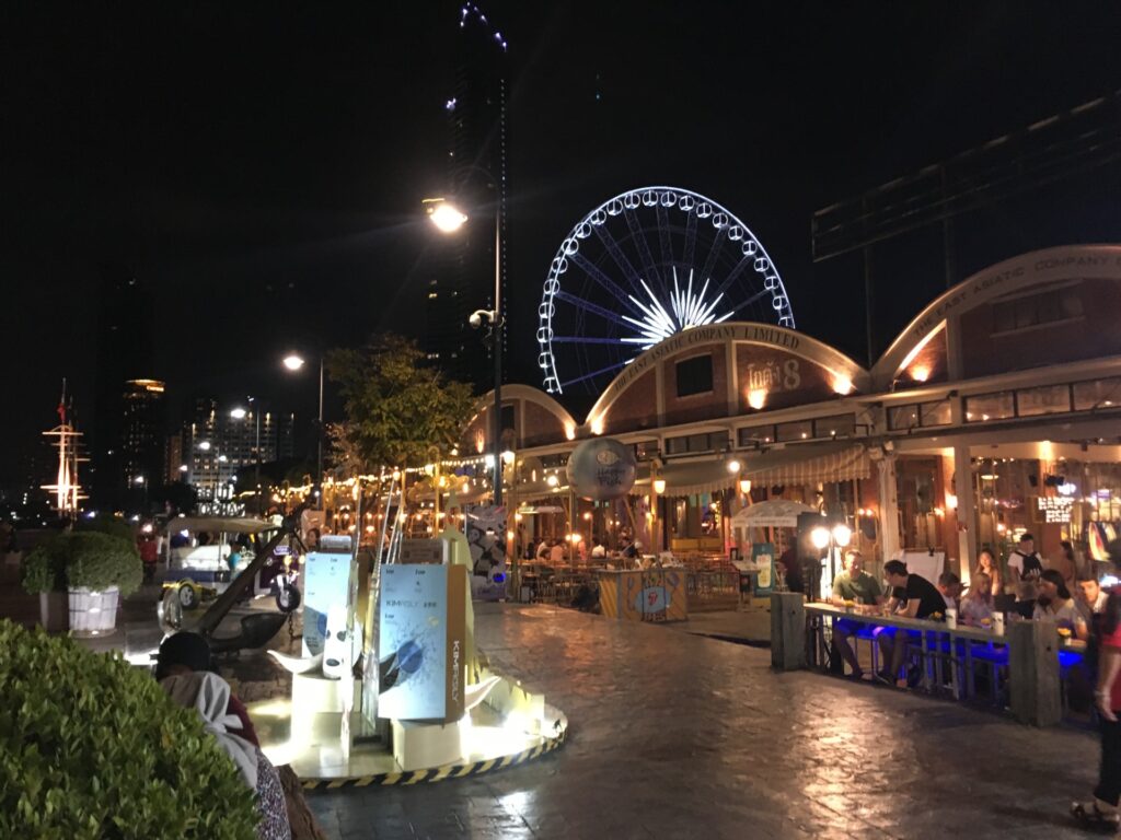 Mercados Noturnos Bangkok: Asiatique, The Riverfront - demais!!