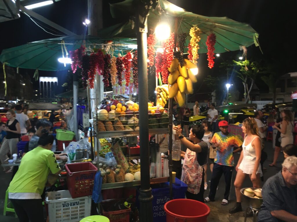 Mercados Noturnos Bangkok: Box Space